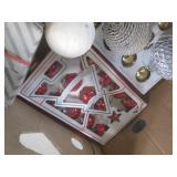 (EW3) Assortment of Vintage Chrisma...