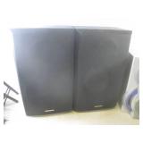 (EW5) Sharp CD-BA250 Stereo with Sp...