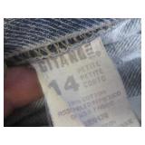 (CSB) 5 Pairs of Jeans - Levis, Wra...