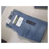 (CSB) 5 Pairs of Jeans - Levis, Wra...