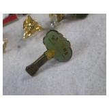(CNTR) Assorted Hat/Lapel Pins...