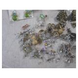 (CNTR) Assortment of Earrings...