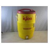(BS) Igloo Industrial 5-Gal Drinkin...