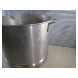 (EC1) Huge Aluminum Stock Pot - Has...