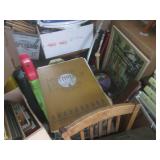 (FH) 8 ft x 8 ft Space Full of Asso...