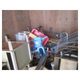 (UD2) 10 ft x 10 ft Space Full of A...