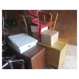 (UD2) 10 ft x 10 ft Space Full of A...