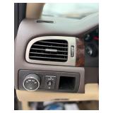 2012 GMC YUKON XL DENALI *No Accidents | All Wheel Drive* (NO RESERVE)