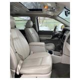 2005 DODGE DURANGO LIMITED (NO RESERVE)