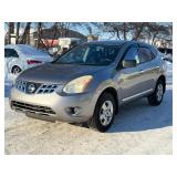 2011 NISSAN ROGUE S *No Accidents* (NO RESERVE)