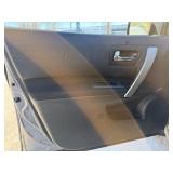 2011 NISSAN ROGUE S *No Accidents* (NO RESERVE)