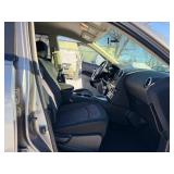 2011 NISSAN ROGUE S *No Accidents* (NO RESERVE)