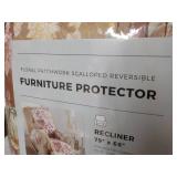 Floral Patchwork Scalloped Reversib...