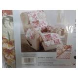 Floral Patchwork Scalloped Reversib...