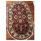 SR - Oval Area Rug with Fringe, Red and Cream Pattern