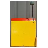 SR - Vintage Fisher-Price Toys Peek-A-Boo Screen TV Music Box