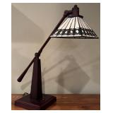 LL - Tiffany Style Table Lamp with Stained Glass Shade