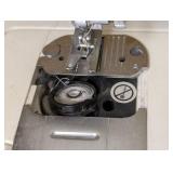 LL - Singer Model 2517C Sewing Machine with Power Cord