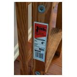 ML - Werner 4 Foot Wooden Step Ladder, 200 lb Capacity