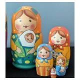 SR - Lot of 2 Russian Nesting Doll Sets