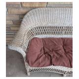 FY - Vintage Wicker Loveseat with Brown Cushion