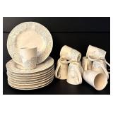 DR - Pottery Barn Scarlet 9 Dinner Plates and 10 Mugs Set with Paisley Pattern