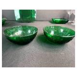 Set of 6 Vintage Green Depression Glass Bowls and Plates