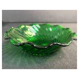 Set of 6 Vintage Green Depression Glass Bowls and Plates
