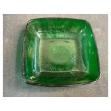 Set of 6 Vintage Green Depression Glass Bowls and Plates
