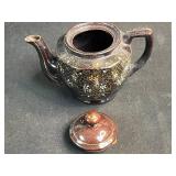 Vintage Kitchenware Collection: Mixing Bowl, Glass Pitcher, Decorative Glass Plate, and Teapot