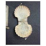 Collection of 7 Vintage and Antique Ladies Coin Purses and Vanity Cases