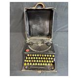 Vintage Remington Portable Typewriter with Carry Case - untested