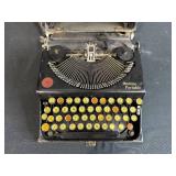 Vintage Remington Portable Typewriter with Carry Case - untested