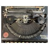 Vintage Remington Portable Typewriter with Carry Case - untested
