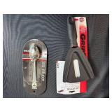 Fantasia Fine Crystal Egg Plate, 3 Tea Infusers, and Jar Opener Set