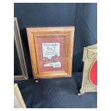 Collection of Assorted Vintage and Decorative Picture Frames