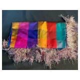 Collection of VTG Assorted Patterned Blankets and Fabric Pieces/Textiles