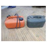 2 Gas Tanks