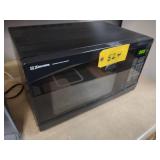 Keurig, Refrigerator ( Will Be Empt...