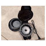 Pie & Bundt Maker-Curtis Stone