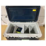 Magellan Outdoors Pro Explore Icebox 45 qt Hard Cooler (Missing 1 Wheel)