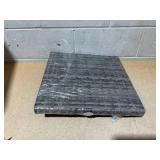 Outsunny Outdoor PE Wicker Side Table, Small Square Rattan End Table, All-Weather Material Coffee Table for Garden, Balcony, Backyard, Grey