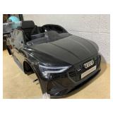 Aosom 2V Kids Electric Ride On Car, Licensed Audi E-tron with Seat, Remote, COLOR IS BLACK (Not Tested. Missing Remote)