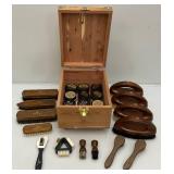 Footfitter Brand Wooden Shoeshine Box With Shoeshine Items