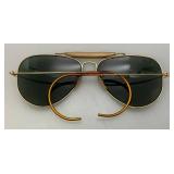 Est. $225.00 - $500.00 Vintage B & L RAY-BAN Aviator Sunglasses Gold Green with Original Case