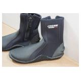 Cressi Minorca 3mm Neoprene Adult Anti-Slip Sole Boots - Size 8/9