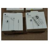 Apple Lightning to Headphone Jacks and Earpods