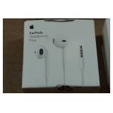 Apple Lightning to Headphone Jacks and Earpods