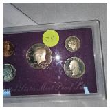 US Mint Ike Bicentennial Mint Set with 1989 Proof Set