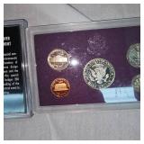 US Mint Ike Bicentennial Mint Set with 1989 Proof Set